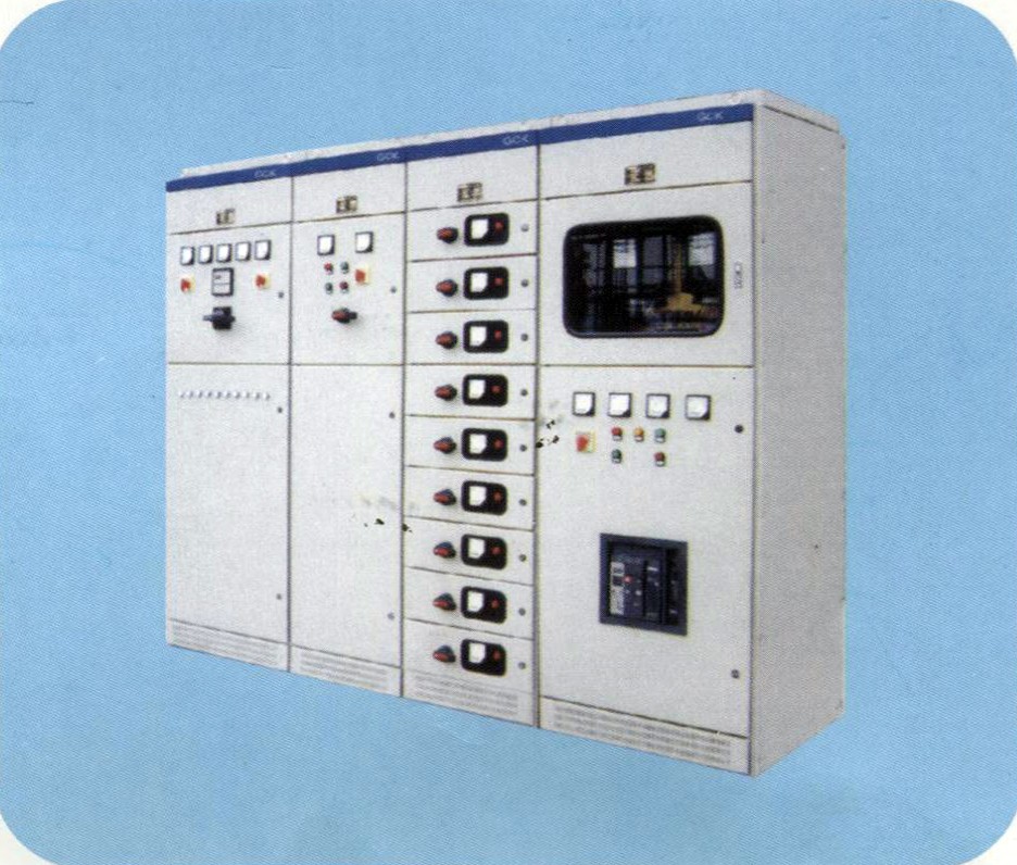 KYN28A-12、2000-31.5戶內(nèi)金屬鎧裝抽開式開關(guān)設(shè)備2